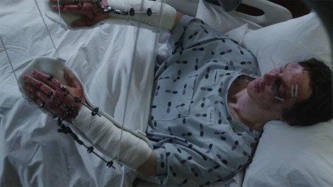 doctor-strange-anteprima-imax-scena-2-incidente-macchina